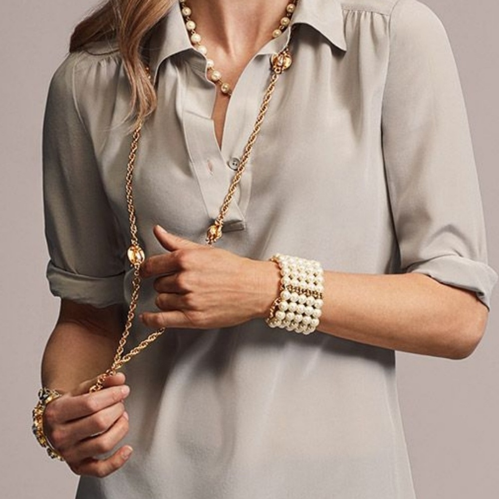 The Buzz Necklace
